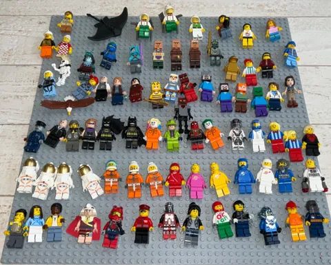 AUTHENTIC LEGO Minifigures Mixed Lot x 80 MINECRAFT SPACE SUPER HEROES NICE