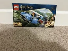 LEGO Harry Potter: Flying Ford Anglia (76424) GIVE OFFERS 