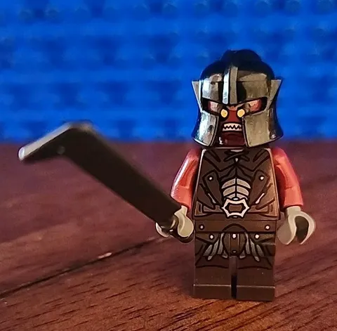 Uruk-Hai (Helmet) minifigure LEGO The Lord of the Rings 9471 9474