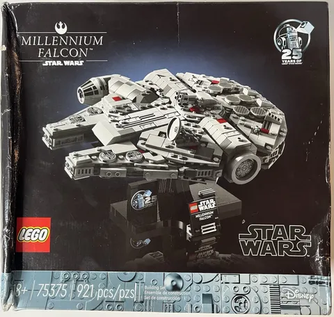LEGO Star Wars: Millennium Falcon (75375) damaged box