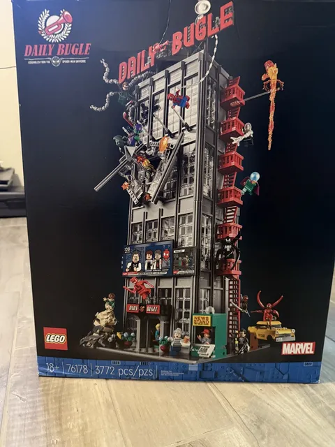 LEGO Daily Bugle (BOX ONLY)