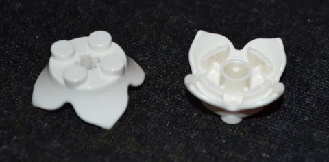 (2) 2x2x1 WHITE Flower Base w/ 4 Petals Brick ~ New Lego Parts ~