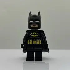LEGO Batman with Rubber Cape Minifig SH1123 DC Comics Super Heroes 76330