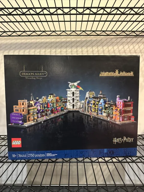 LEGO Harry Potter: Diagon Alley Wizarding Shops (76444)