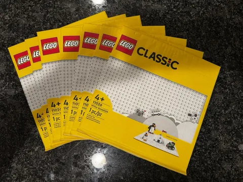 New LEGO White Baseplate 32x32 lot of 7
