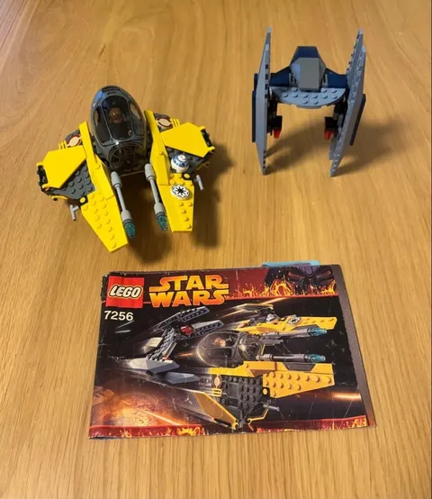 LEGO Star Wars Jedi Starfighter & Vulture Droid 7256 In 2005 Used W/Manual As Is