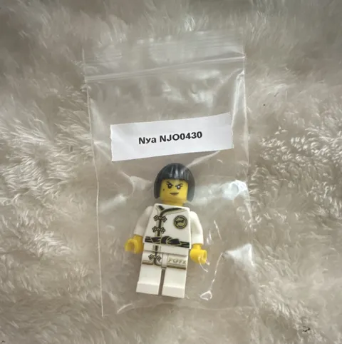 LEGO NINJAGO Nya Minifigure NJO0430 White Outfit Polybag Plastic Age 4+