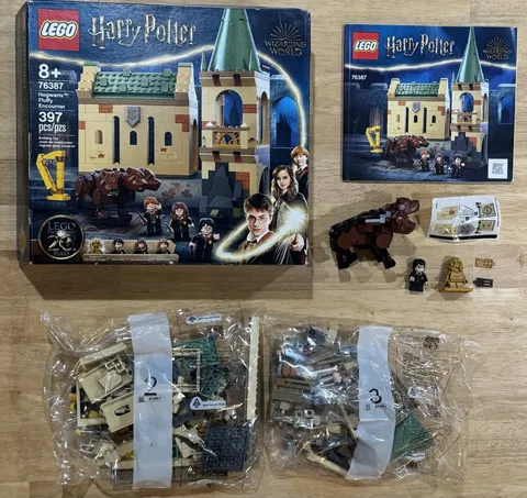 LEGO 76387 Harry Potter Wizarding World Hogwarts Fluffy Encounter 100% 2/3 NEW