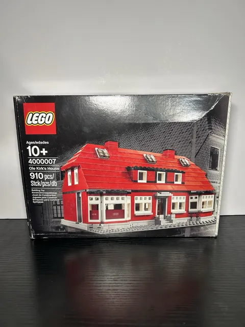 LEGO: Ole Kirk's House (4000007) Sealed. Lego Employee Gift Exclusive