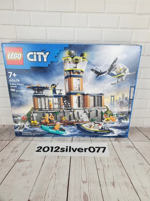 60419 LEGO City Police Prison Island Building Set SEALED 