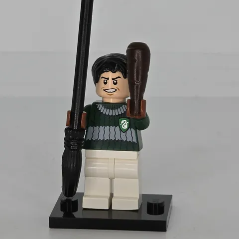 LEGO Marcus Flint Quidditch minifigure 4737 Harry Potter
