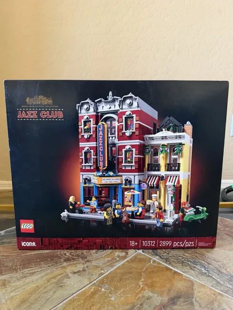 Retired Lego Jazz Club Set #10312
