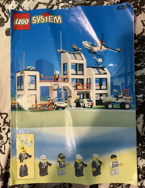 LEGO System Set 6398 Police Station Instruction Manual Booklet Illustrated 1993