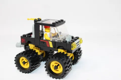 Lego - 6675 - Road & Trail 4x4 - Complete w/Instructions  & Checklist of Parts