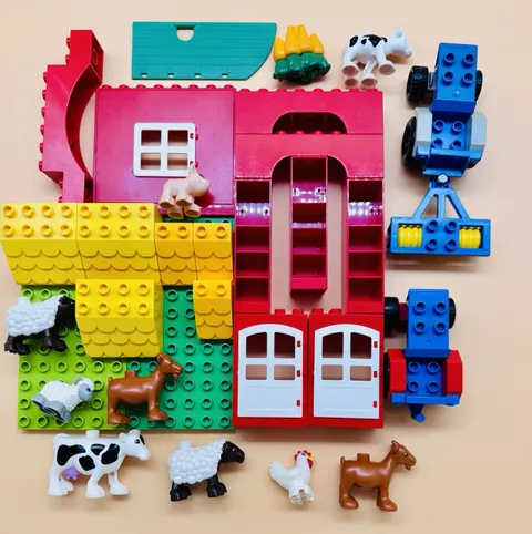 Lego Duplo Farm Parts And Pieces Lot Animals Minifigures Tractor Doors Bases