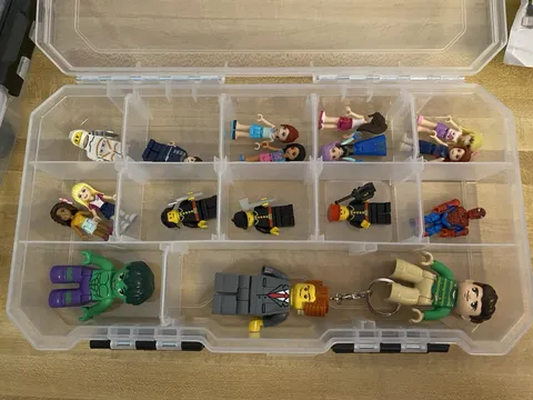 Preowned Lot Of 17 LEGO Figures & Friends Mini Dolls & Big Figures