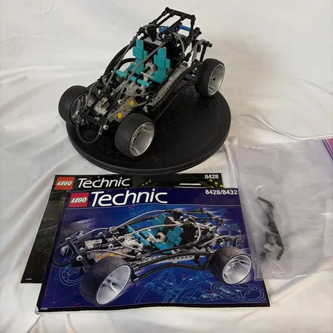 LEGO Technic: Model: Off-Road: Turbo Command (8428). Complete W/instructions.