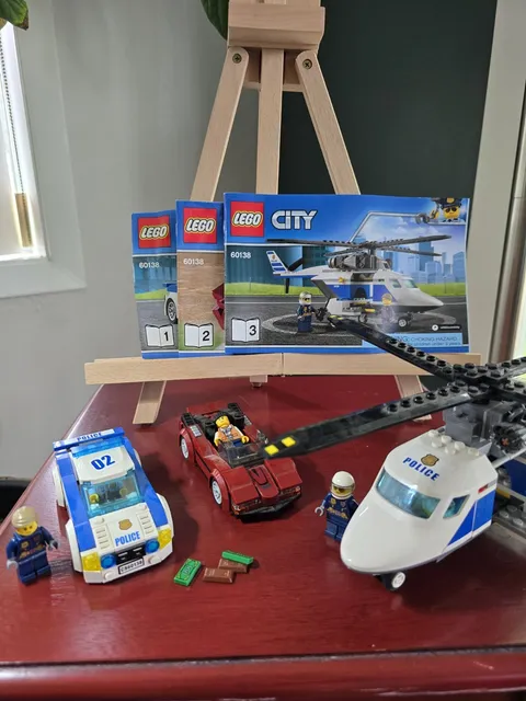LEGO City Police 60138 High-speed Chase 294pcs (2017) Minifigs w/ Instr