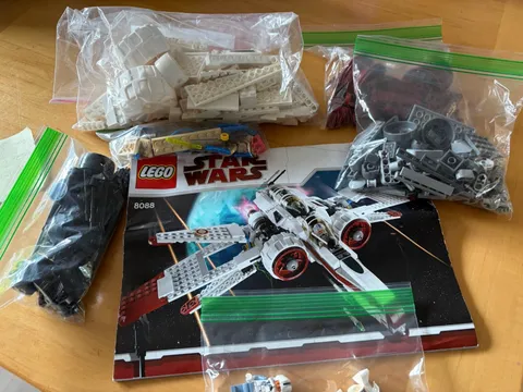 LEGO Star Wars: Arc-170 Starfighter (8088). Near complete, see description