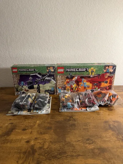 LEGO Minecraft 21151 The End Battle & 21154 The Blaze Bridge - 99.83% Complete