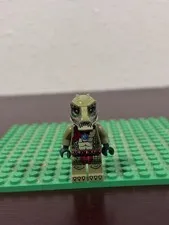 LEGO 70231 Crocodile Warrior Minifigure from Legends of Chima Crocodile Tribe