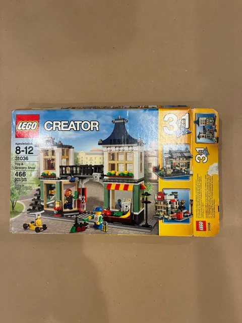 LEGO CREATOR 3 in 1: Toy & Grocery Shop (31036) - preowned - all pieces counted