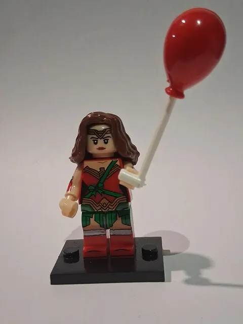 Wonder Woman Minifigure Chritmas,Santa With Stand Custom Holiday Serie New