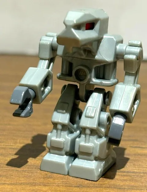 Lego Minifigure Exo Force (Devastator) Red Eyes (exf015) Pearl Light Gray
