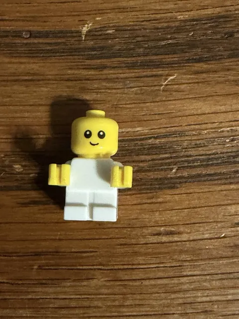 LEGO CITY BABY (TINY) IN WHITE OUTFIT MINIFIGURE WITH FREE SHIPPING