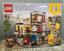 LEGO Creator 3 in 1: Townhouse Pet Shop & Café (31097) New/Sealed/Retired