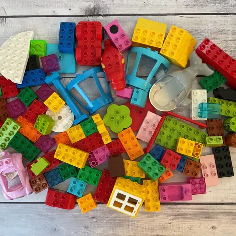 Lego Duplo Random Assortment Lot Of 80+ Pieces Bricks Blocks Assorted Colors A