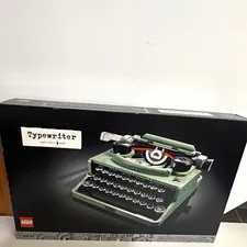LEGO Ideas Typewriter (21327) 2079 pcs 18+ Brick Separator Box RETIRED