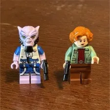 LEGO Star Wars Minifigures Zeb Orrelios and Colonel Ward