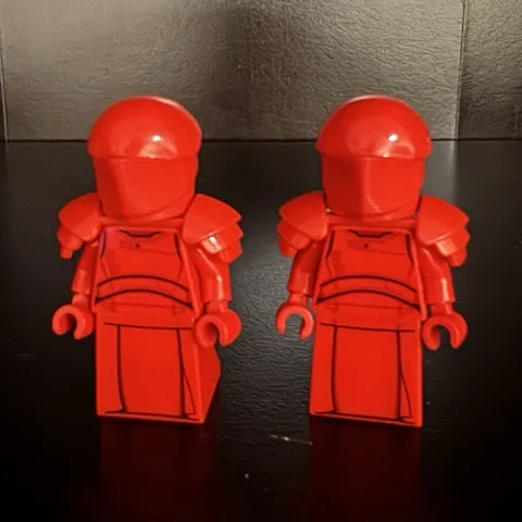 LEGO Minifigure Lot of 2 Elite Praetorian Guards from set #75216