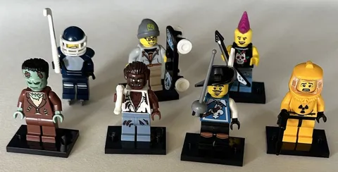 Lego 8804 Series 4 Minifigures Lot Of 7 Year 2011