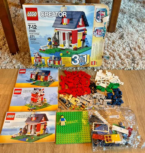 LEGO CREATOR Small Cottage 3-In-1 Set (31009) Complete w/ Minifigure~Bag Sealed