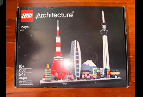 LEGO Architecture Skylines Tokyo 21051 Complete Set 547pcs 16+ Box