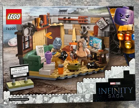 LEGO Super Heroes: Bro Thor's New Asgard (76200) - ITS A FAT THOR!!!