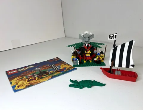 LEGO Pirates Islanders 6262 King Kahuka’s Throne w Manual. No box. 100% complete