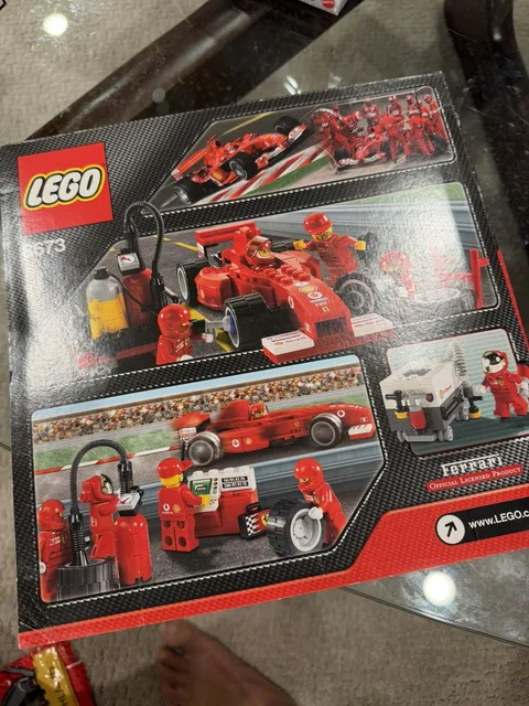 LEGO Racers: Ferrari F1 Fuel Stop (8673) 