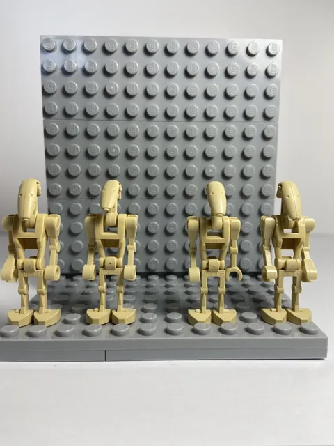 Lego Star Wars Battle droids x 4, Comes with 4 blasters 