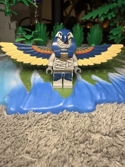 LEGO Flying Mummy with wings Pharaoh's Quest minifigure