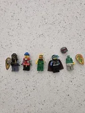 Lego Mini Figure Vintage VTG set of 5 - Dark Forest Forestman 1