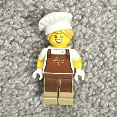LEGO Chef Minifigure White Hat Brown Apron Torso Brown Legs 1pc