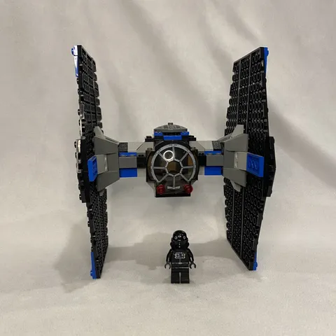 LEGO Star Wars: TIE Fighter (7146) With TIE Pilot minifigure
