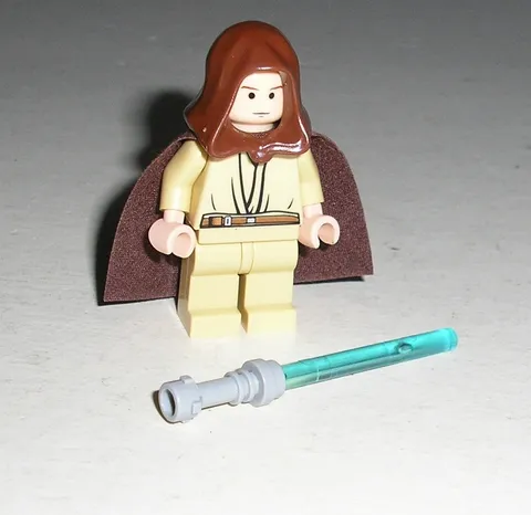Lego Star Wars OBI-WAN KENOBI (Young, Brown Hood & Cape) Minifigure 7665 *Minty*