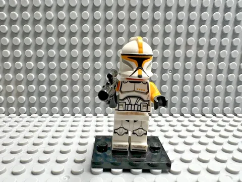 LEGO® Star Wars Minifigure - P1 Clone Trooper Commander Bright Orange - sw1146