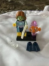 LEGO Minifigures Series 29 Marine Biologist 71052