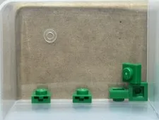 LEGO Parts - Green Plate 1 x 1 Minecraft Micromob Zombie - No 3024pb034 - QTY 5