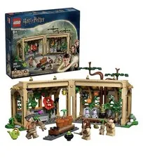 LEGO Harry Potter: Hogwarts Castle: Herbology Class (76445)